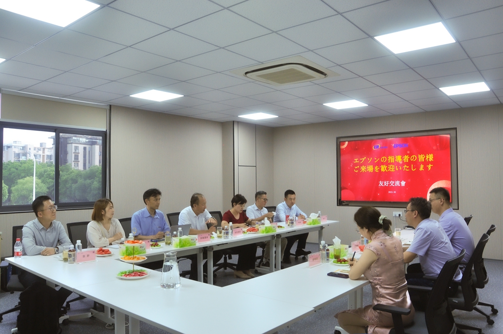 愛普生總裁參觀鎰升機器人